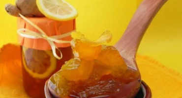 Top 9 lahodných receptů na zimní džem z citronu a zázvoru